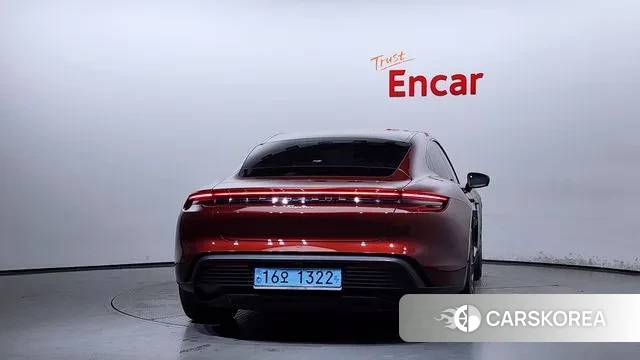 Porsche Taycan id 3037506 из Кореи 14