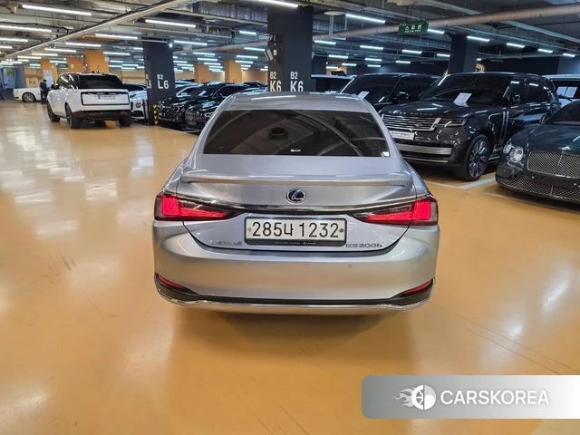 Lexus ES300h 7th generation id 4206609 из Кореи 12