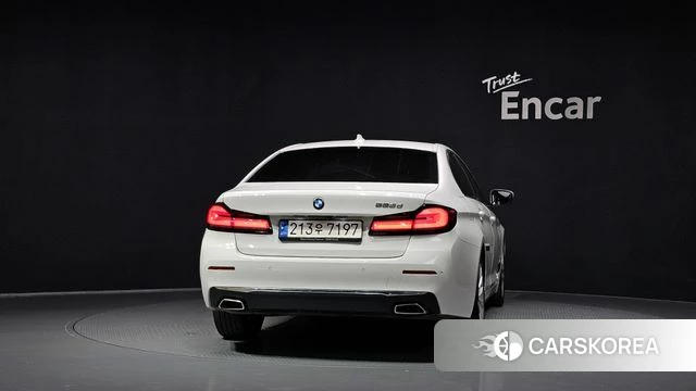 BMW 5 Series (G30) id 4899240 из Кореи 29