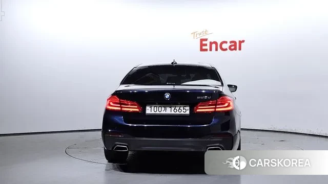 BMW 5 Series (G30) id 2940969 из Кореи 14