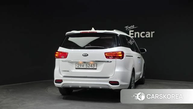 Kia The New Carnival id 3966414 из Кореи 14