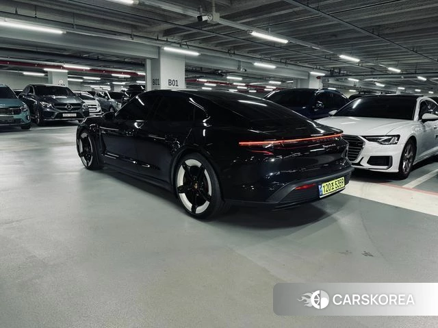 Porsche Taycan id 4511125 из Кореи 14