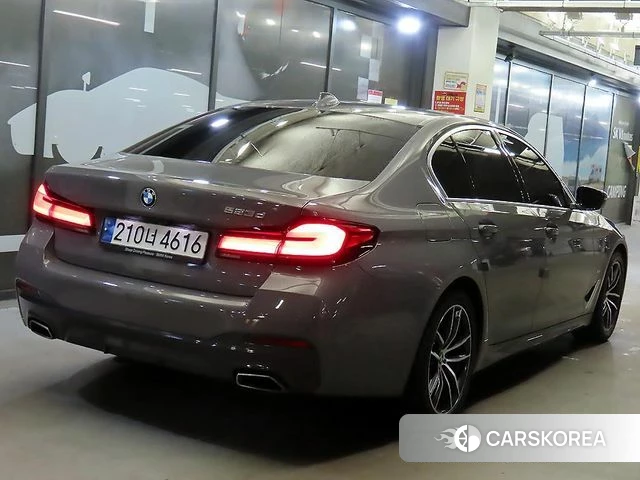 BMW 5 Series (G30) id 4361886 из Кореи 14