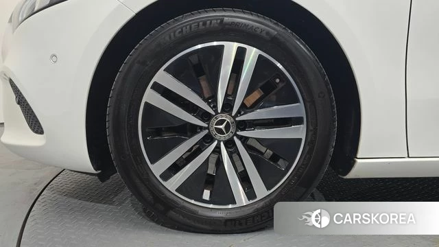 Mercedes-Benz A-Class W177 id 4671868 из Кореи 24
