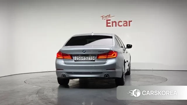 BMW 5 Series (G30) id 3459738 из Кореи 14