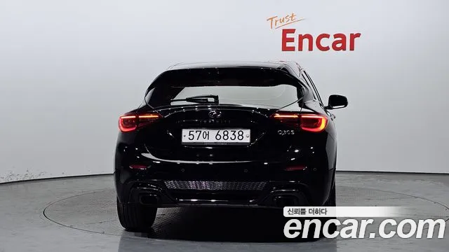 Infiniti Q30 id 2687649 из Кореи 14