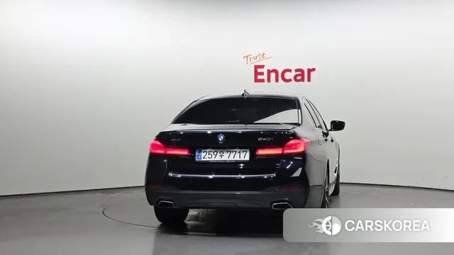 BMW 5 Series (G30) id 2931823 из Кореи 14