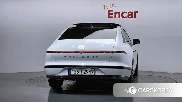 Hyundai Grandeur (GN7) id 4500423 из Кореи 14