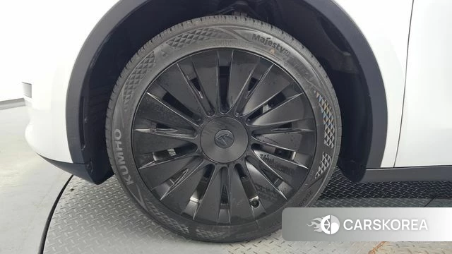 Tesla Model Y id 4408518 из Кореи 27