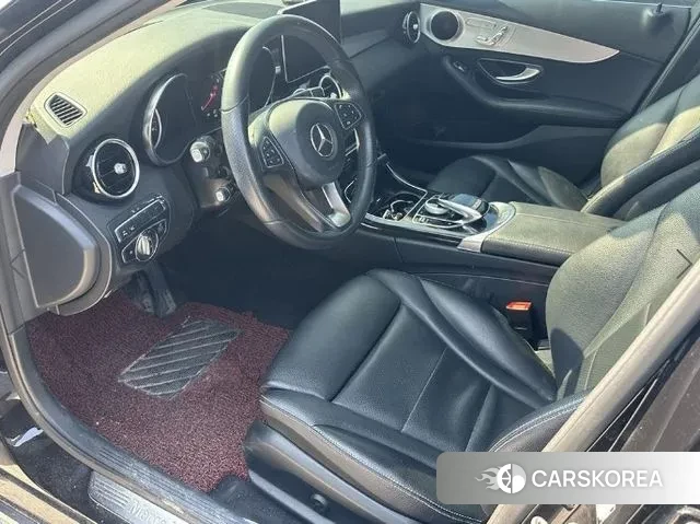 Mercedes-Benz C-Class W205 2018 Черный из Кореи, фото 6