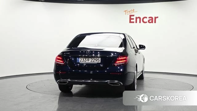 Mercedes-Benz E-Class W213 id 3861684 из Кореи 14