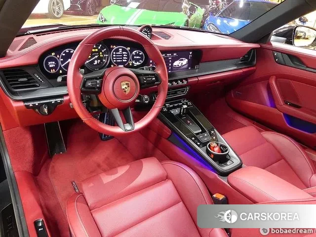 Porsche 911(992) id 3011010 из Кореи 14