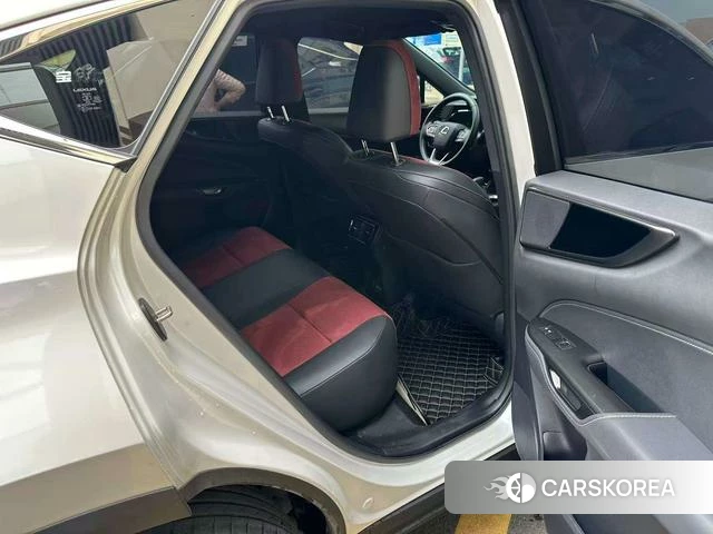 Lexus NX id 4278049 из Китая 16