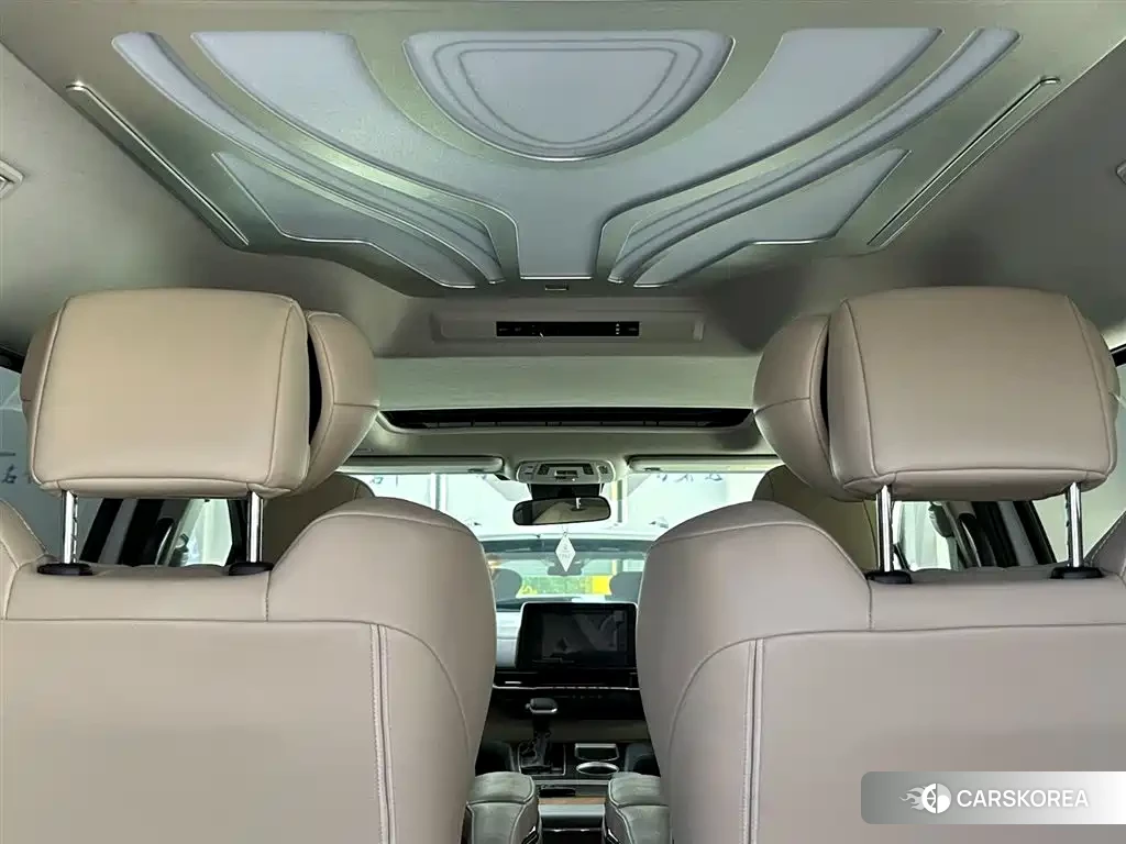 Toyota Sienna id 4547242 из Китая 8