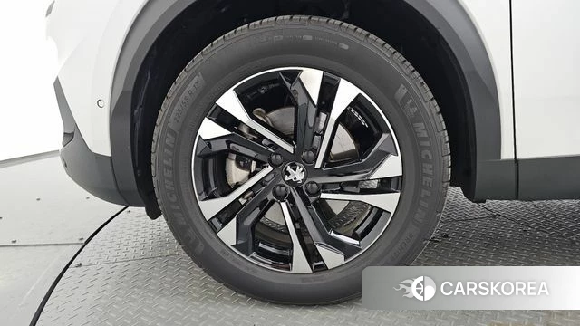 Peugeot e-2008 second generation id 4443001 из Кореи 27