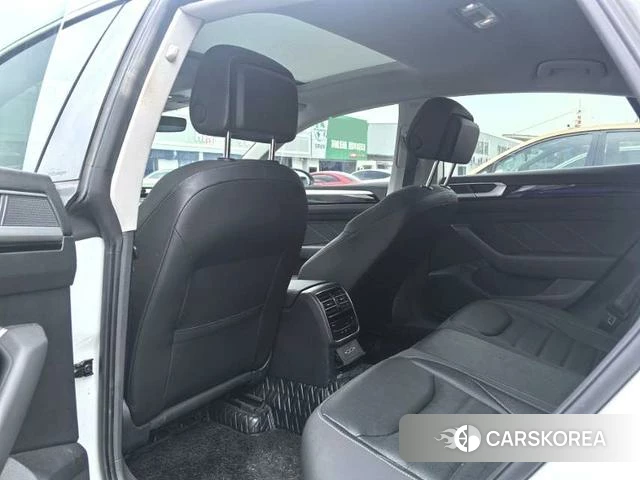 Volkswagen CC 2025 Белый из Китая, фото 4