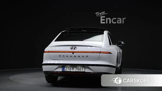 Hyundai Grandeur (GN7) id 3659659 из Кореи 14