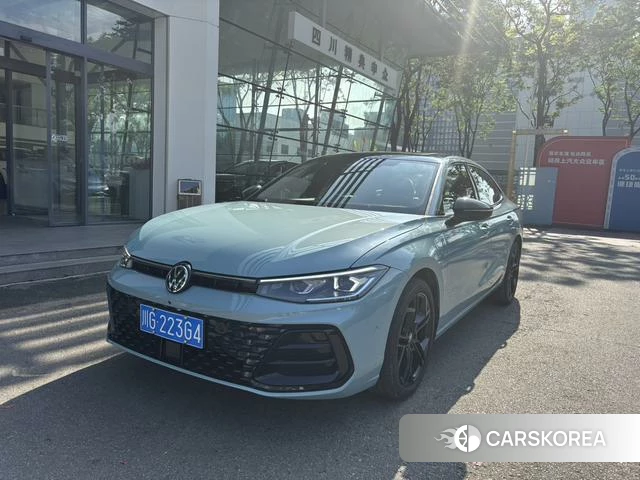 Volkswagen Passat id 4348818 из Китая 11