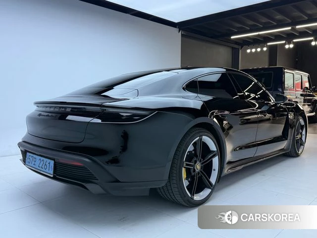 Porsche Taycan id 4282851 из Кореи 14