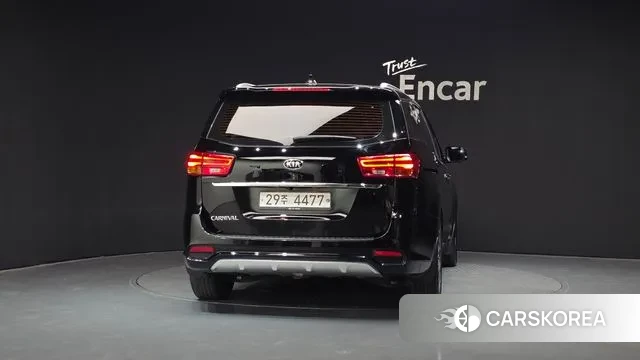 Kia The New Carnival id 3061018 из Кореи 14