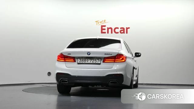 BMW 5 Series (G30) id 4873651 из Кореи 14