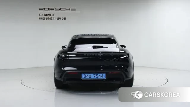 Porsche Taycan id 3733992 из Кореи 14