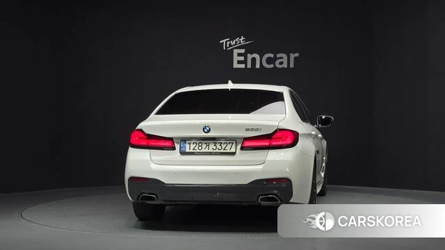 BMW 5 Series (G30) id 4687985 из Кореи 25