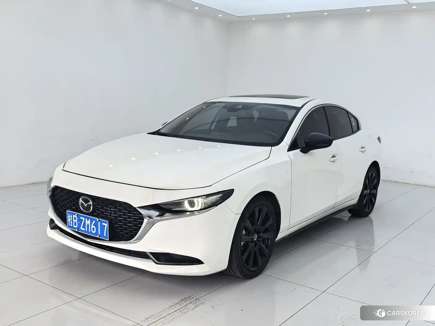 Mazda 3 2024 Белый из Китая, фото 5