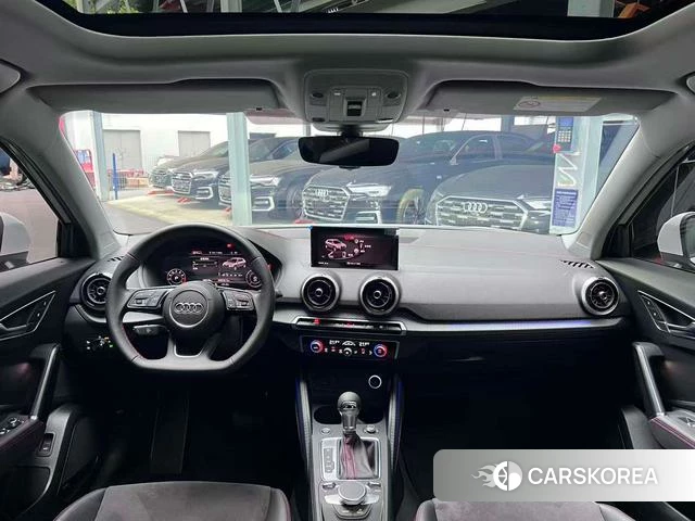 Audi Q2L id 4213979 из Китая 21