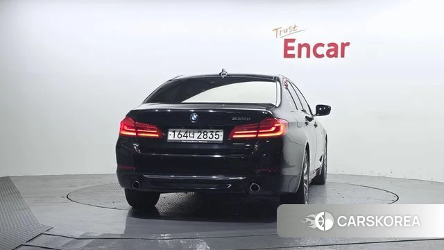 BMW 5 Series (G30) id 3879225 из Кореи 14