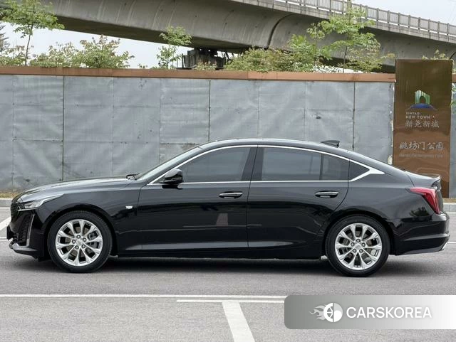 Cadillac CT5 id 4209269 из Китая 17