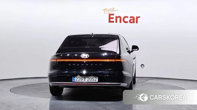 Hyundai Grandeur (GN7) id 3805403 из Кореи 14