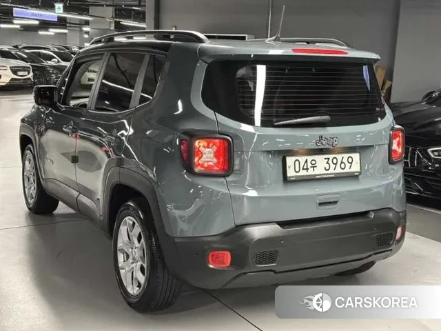 Jeep Renegade id 3669572 из Кореи 14