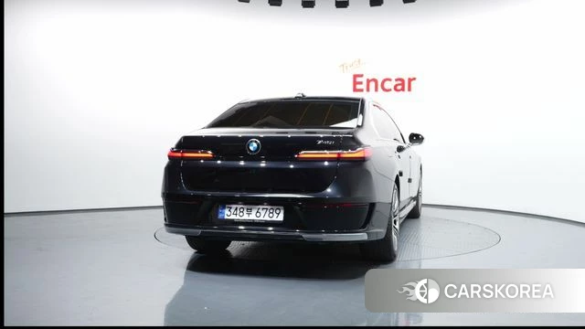 BMW 7 Series (G70) id 3817966 из Кореи 14