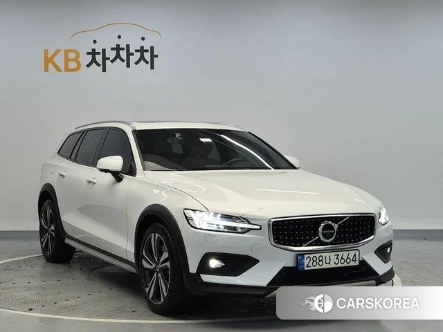 Volvo V60 Cross-Country 2nd Generation id 3916169 из Кореи 13