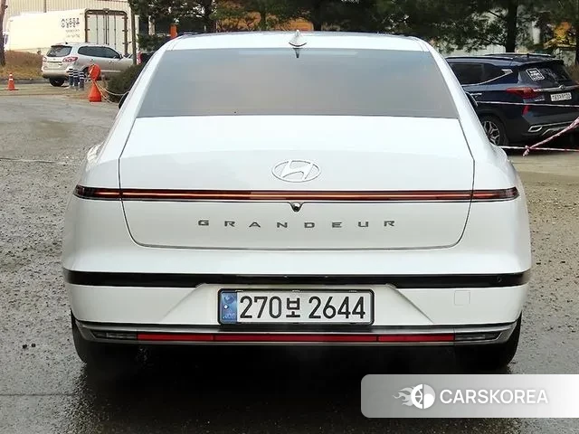 Hyundai Grandeur (GN7) id 3523983 из Кореи 14