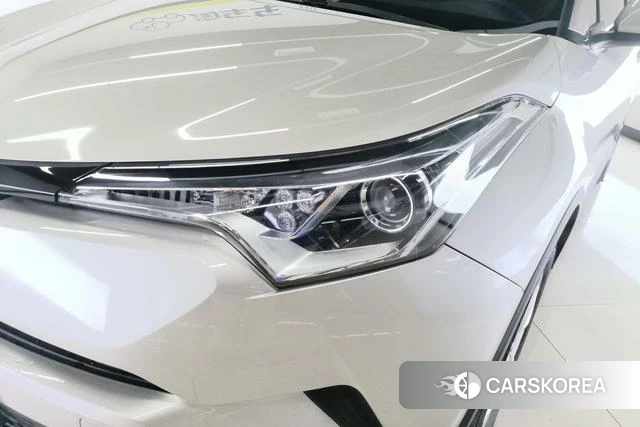Toyota C-HR id 4222014 из Китая 11