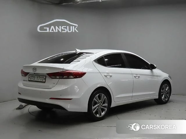 Hyundai Avante AD id 3905971 из Кореи 14