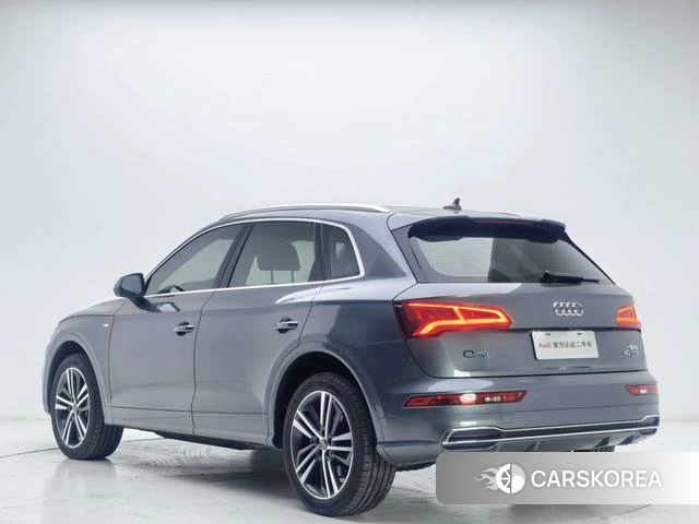 Audi Q5L id 4263987 из Китая 21