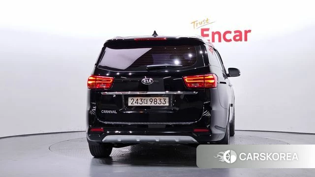 Kia The New Carnival id 4459287 из Кореи 14