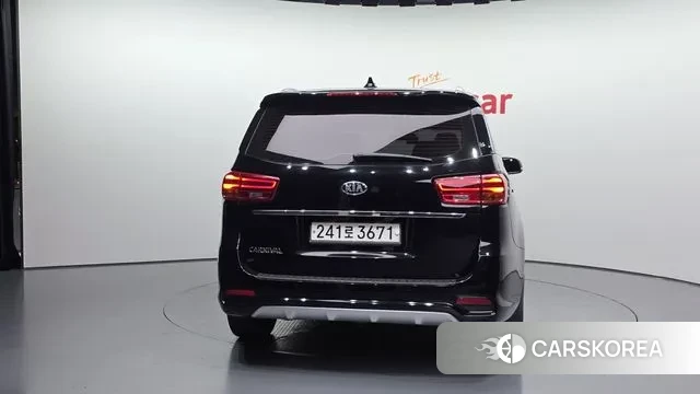 Kia The New Carnival id 3344695 из Кореи 14