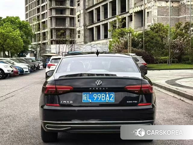 Volkswagen Passat 2021 Черный из Китая, фото 4