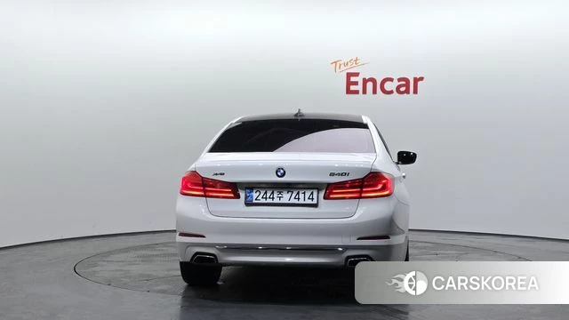 BMW 5 Series (G30) id 3917199 из Кореи 14