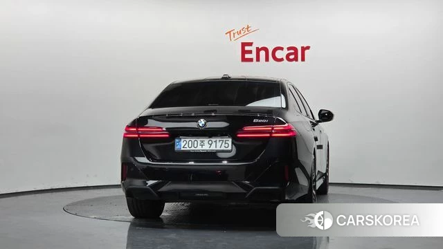 BMW 5 Series (G60) id 4462473 из Кореи 30