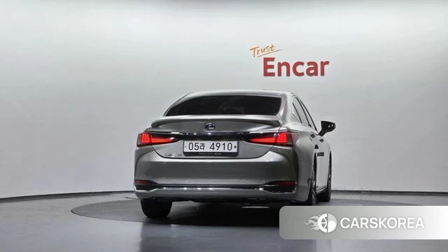 Lexus ES300h 7th generation id 4325690 из Кореи 14