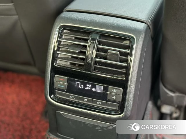 Volkswagen Magotan id 4221351 из Китая 16