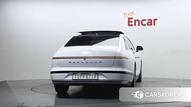 Hyundai Grandeur (GN7) id 4591930 из Кореи 27