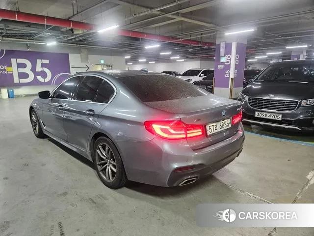 BMW 5 Series (G30) id 3574260 из Кореи 14