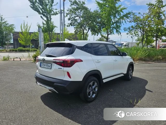 Kia Seltos id 2985353 из Кореи 14