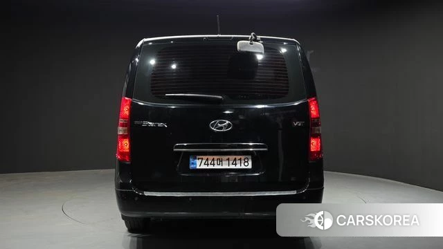 Hyundai The New Grand Starex id 4225296 из Кореи 14